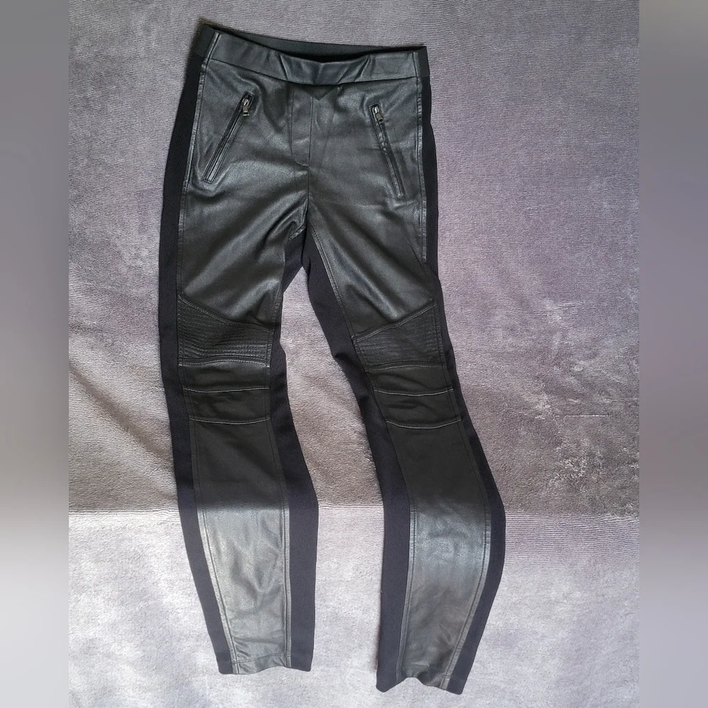 BCBGMaxAzria "Khalin" Women's Sz XS Black Leggings with Zipper Detail LIKE NEW - Picture 9 of 16